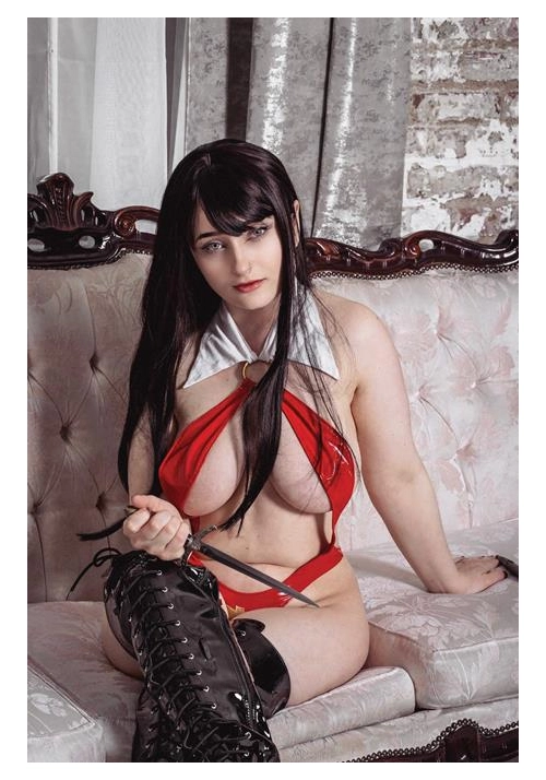 VAMPIRELLA SUMMER SPECIAL 2026 #1 (ONE SHOT) CVR G INC 1:10 COSPLAY CUCUMBER VIRGIN VAR