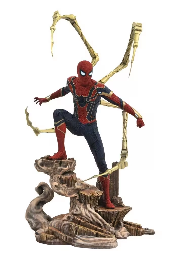MARVEL GALLERY AVENGERS 3 IRON SPIDERMAN PVC FIGURE